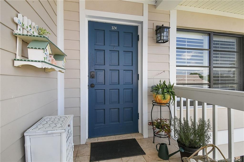 Stuart, Florida 34996, United States, 3 Bedrooms Bedrooms, ,3 BathroomsBathrooms,Residential,Active,127839