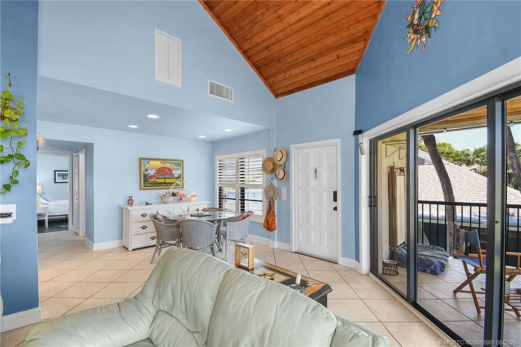 Stuart, Florida 34996, United States, 3 Bedrooms Bedrooms, ,3 BathroomsBathrooms,Residential,Active,127839