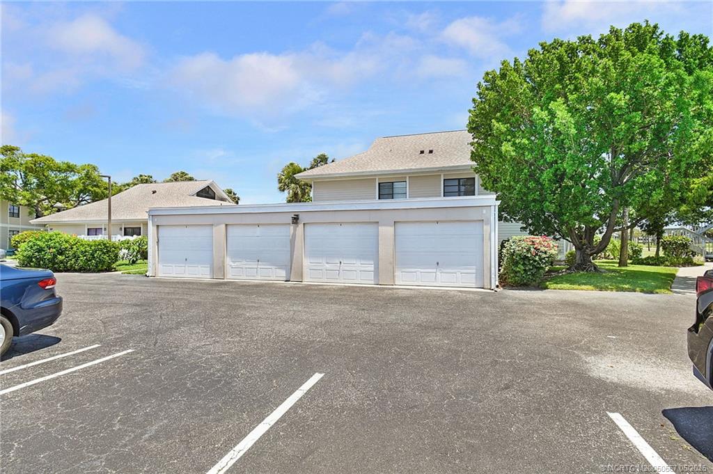 Stuart, Florida 34996, United States, 3 Bedrooms Bedrooms, ,3 BathroomsBathrooms,Residential,Active,127839