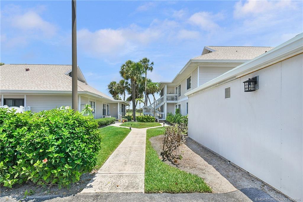 Stuart, Florida 34996, United States, 3 Bedrooms Bedrooms, ,3 BathroomsBathrooms,Residential,Active,127839