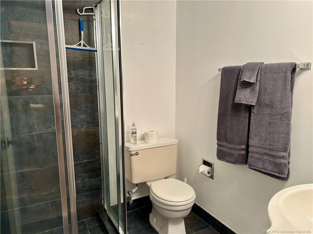 Stuart, Florida 34994, United States, 2 Bedrooms Bedrooms, ,2 BathroomsBathrooms,Residential,Active,22326