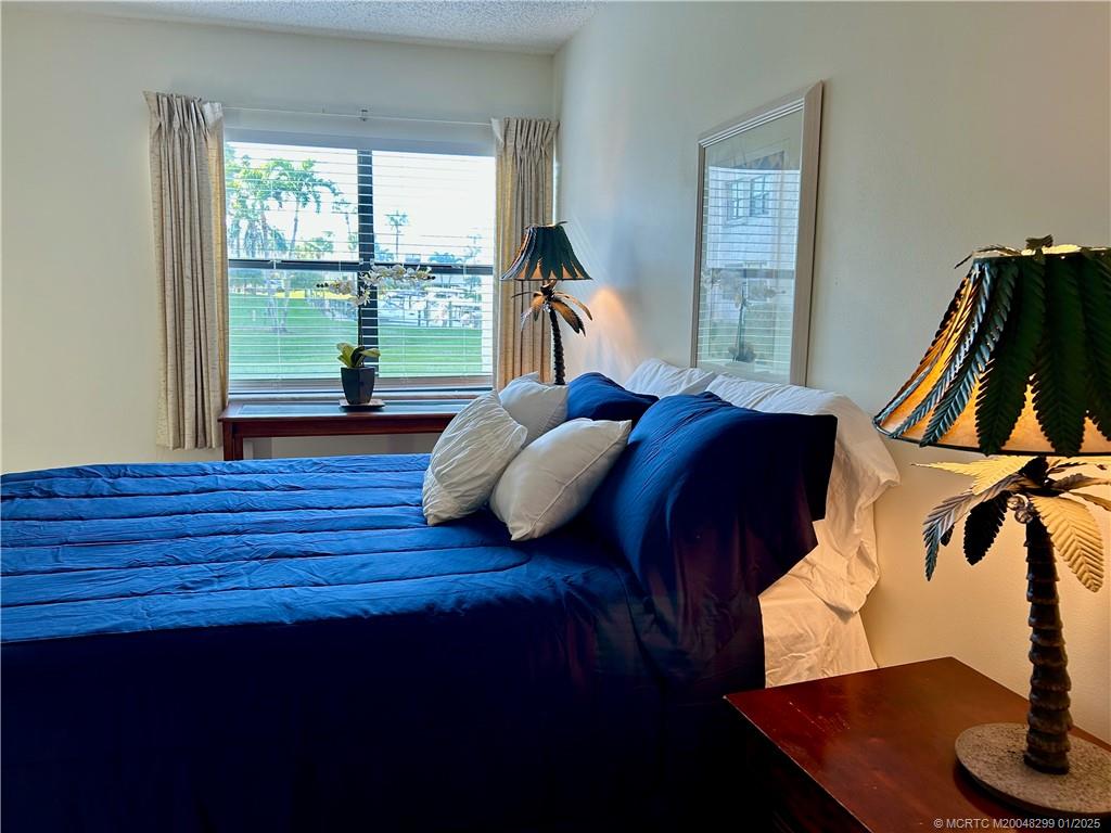 Stuart, Florida 34994, United States, 2 Bedrooms Bedrooms, ,2 BathroomsBathrooms,Residential,Active,22326