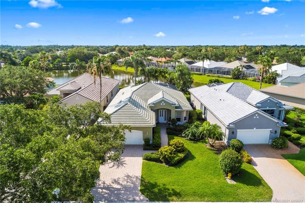 Photo of 2239 SW Brookhaven Way, Palm City, FL 34990 (MLS # M20039201)