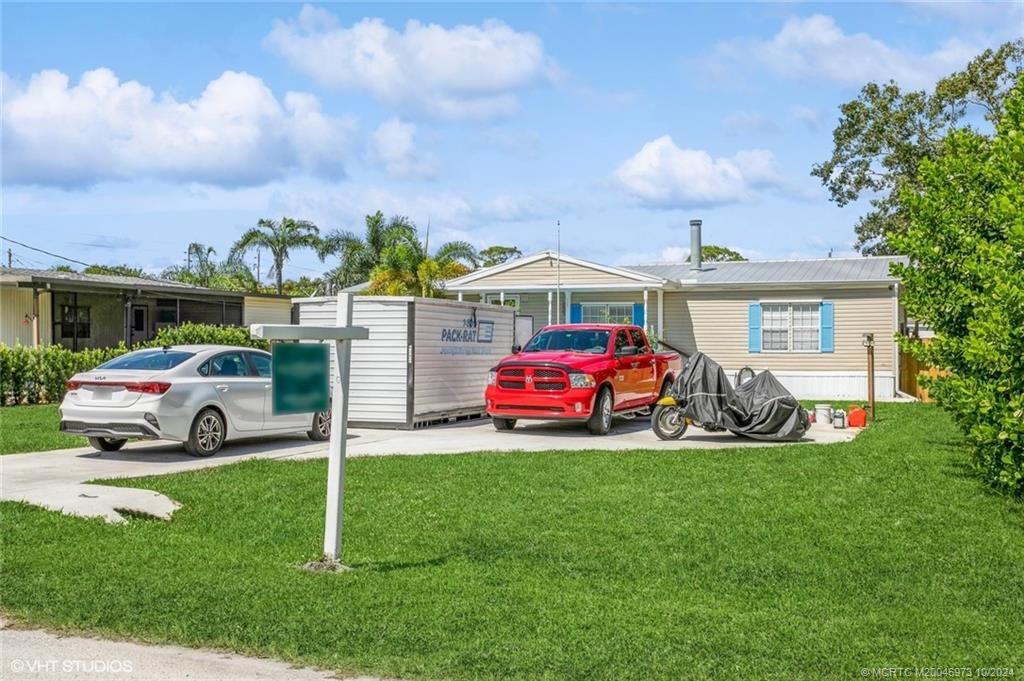 Photo of 1933 SW College Street, Stuart, FL 34997 (MLS # M20046973)