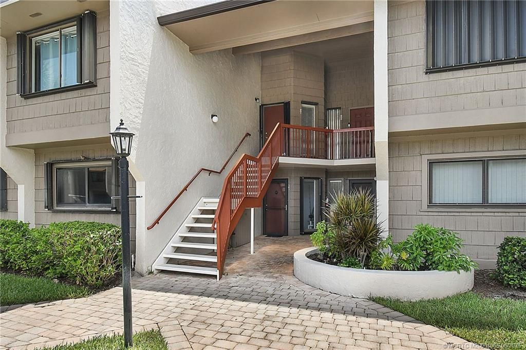 Photo of 1600 NE Dixie Highway #3-101, Jensen Beach, FL 34957 (MLS # M20051065)