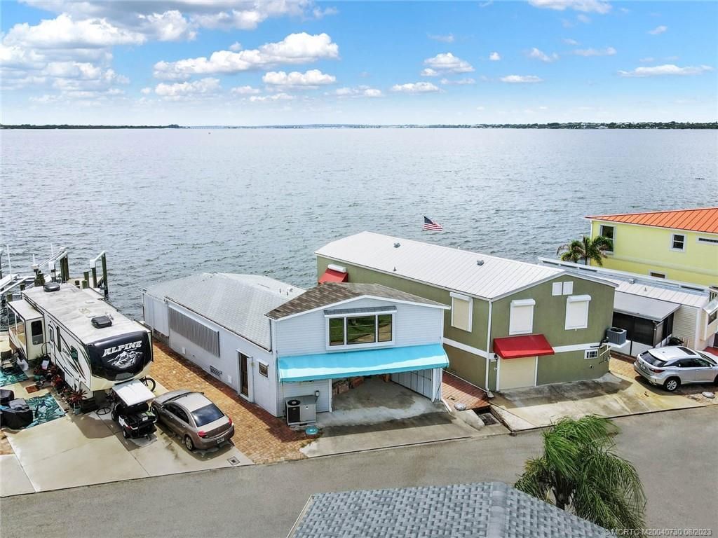 Photo of 1124 Nettles Boulevard, Jensen Beach, FL 34957 (MLS # M20040730)