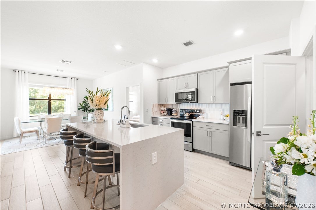 2005 NE Ocean Dunes Drive