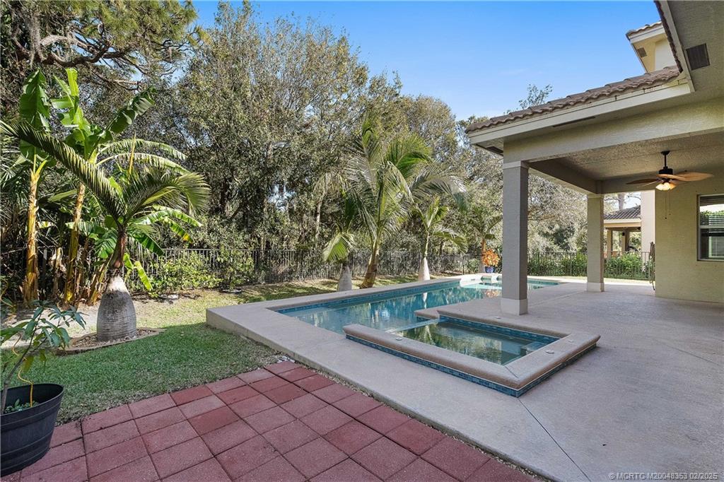 1585 SW Gopher Trail