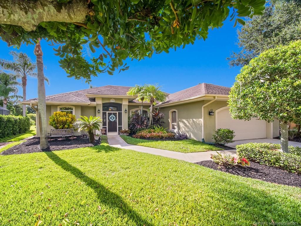Photo of 1175 SW Middle Stream Court, Palm City, FL 34990 (MLS # M20038620)