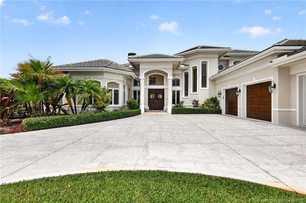 Photo of 6600 SE Barrington Drive, Stuart, FL 34997 (MLS # M20055514)