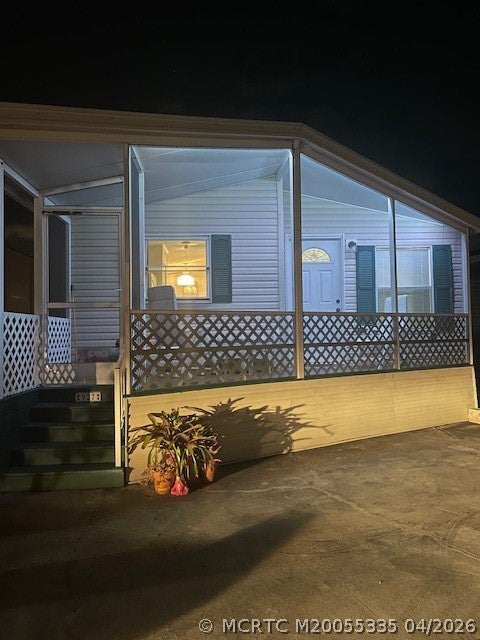 Mobile Home For Sale - 927 Nettles Boulevard<br/> Jensen Beach, FL 34957
