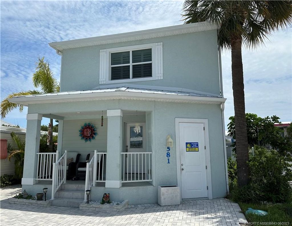 Photo of 581 Nettles Boulevard, Jensen Beach, FL 34957 (MLS # M20039843)