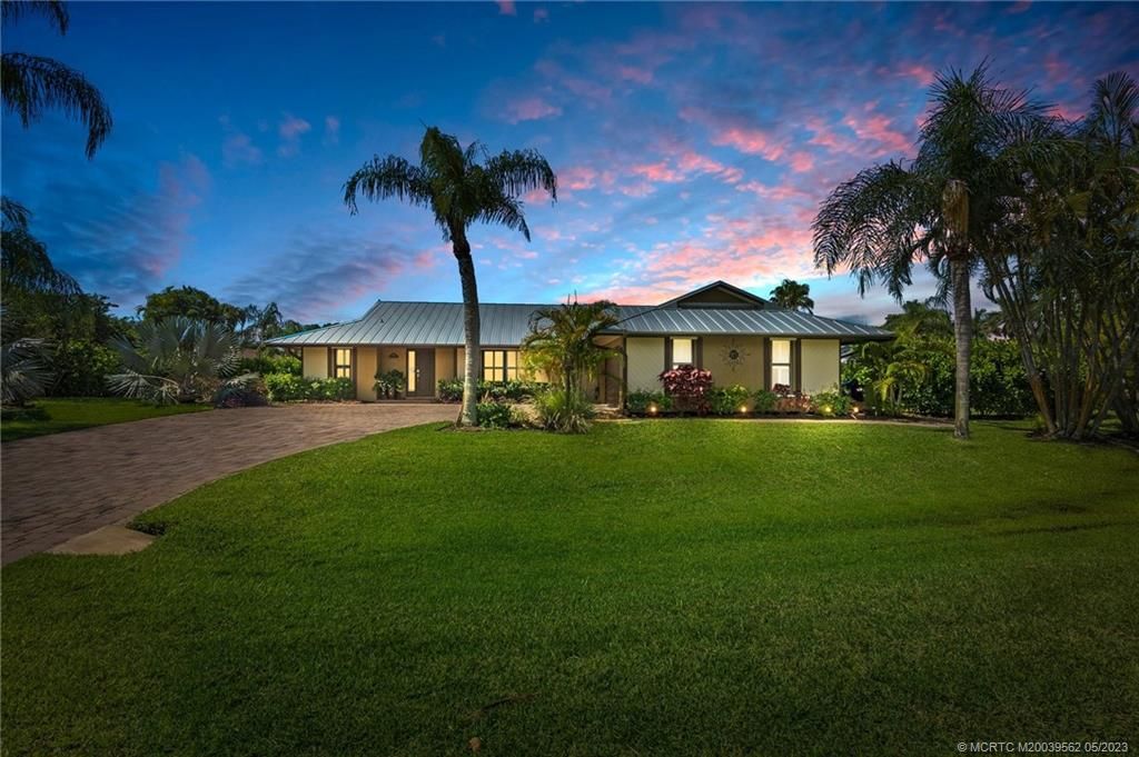 Photo of 2410 NW Cove View, Stuart, FL 34994 (MLS # M20039562)