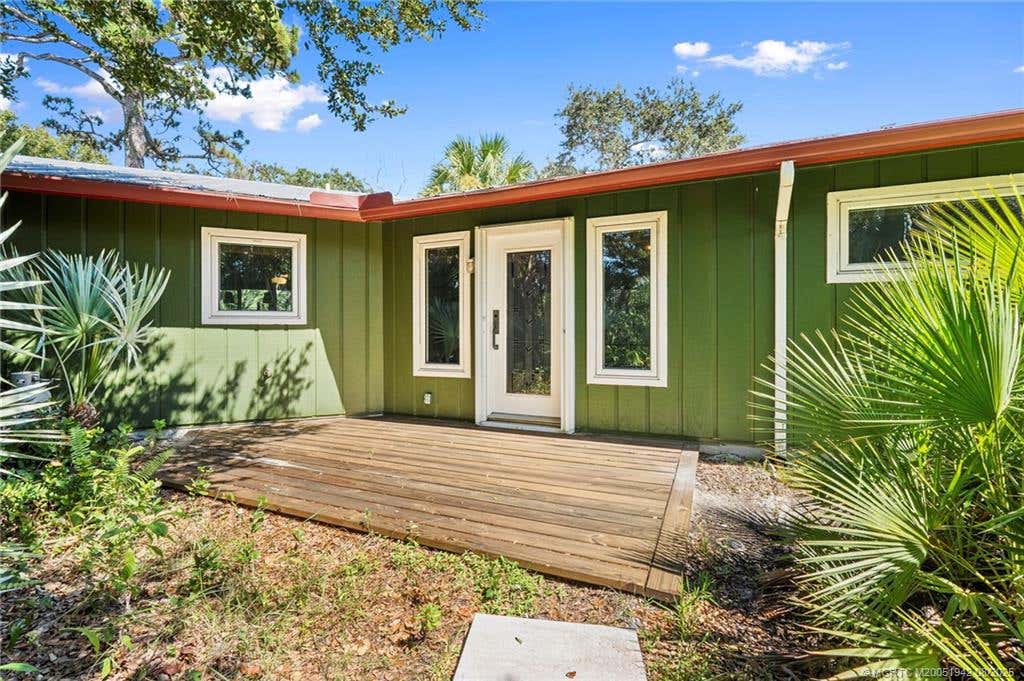 Photo of 4829 SE Quail Trail, Stuart, FL 34997 (MLS # M20051942)