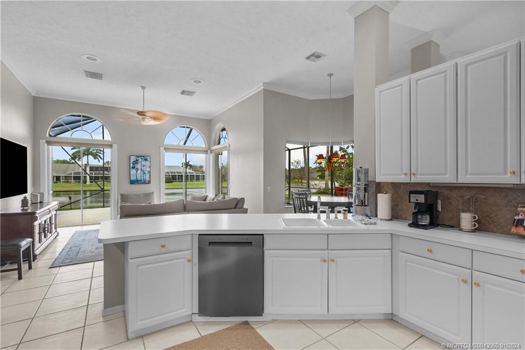 Photo of 2320 SW Danforth Circle, Palm City, FL 34990 (MLS # M20043050)