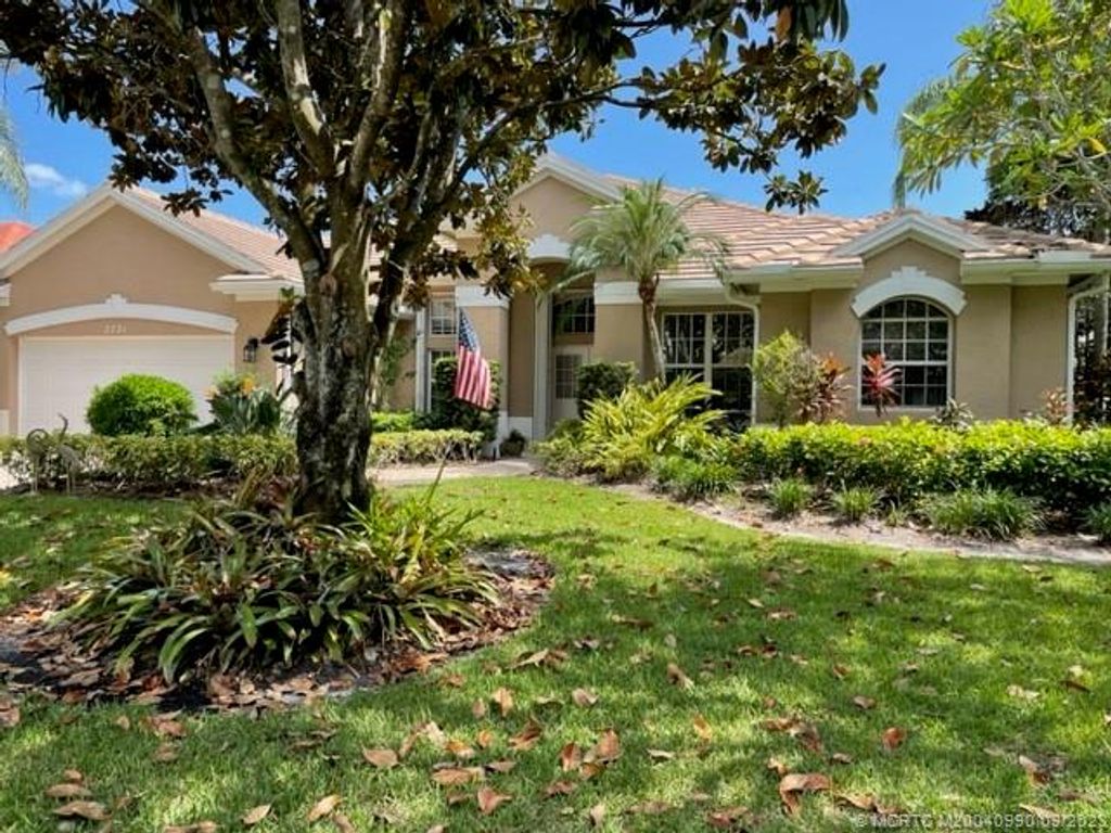 Photo of 2221 SW Whitemarsh Way, Palm City, FL 34990 (MLS # M20040990)