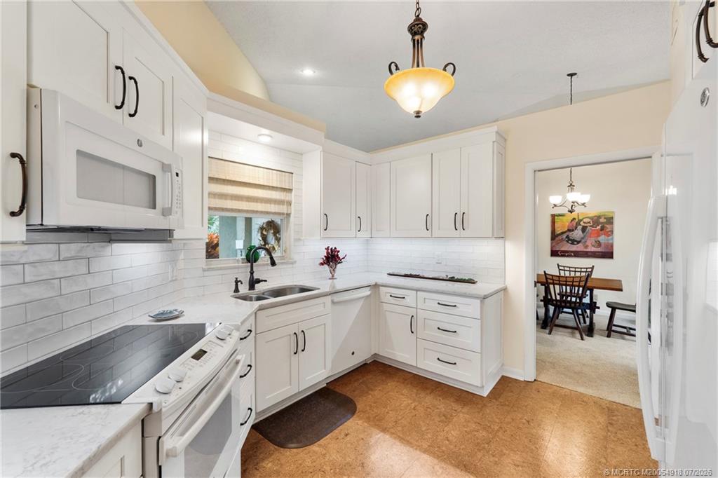 Photo of 2437 SW Foxpoint Trail, Palm City, FL 34990 (MLS # M20054918)