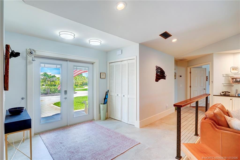 6420 SE Winged Foot Drive