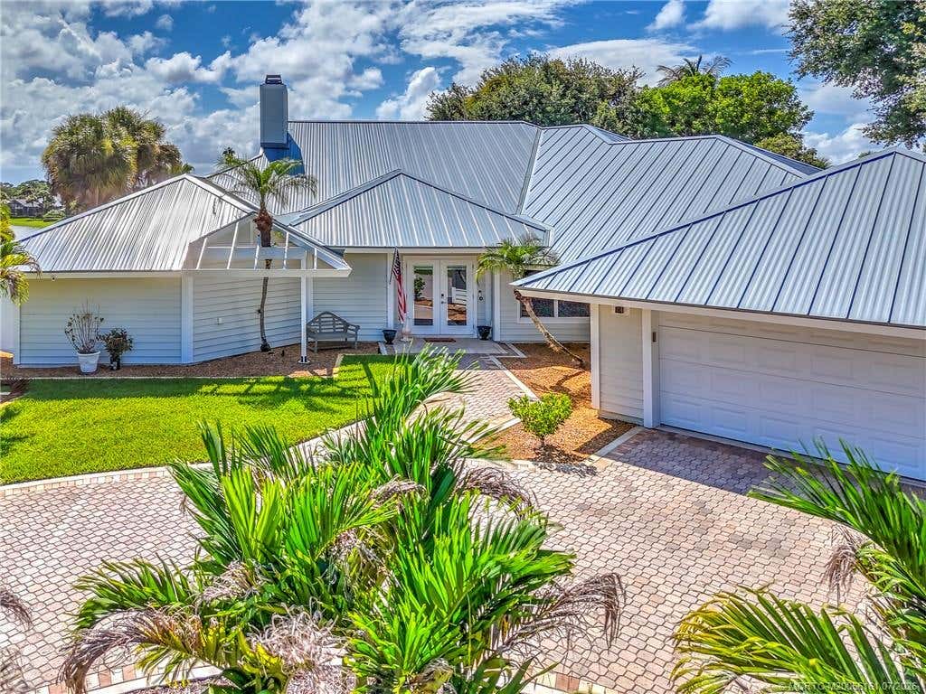 Photo of 6420 SE Winged Foot Drive, Stuart, FL 34997 (MLS # M20056161)