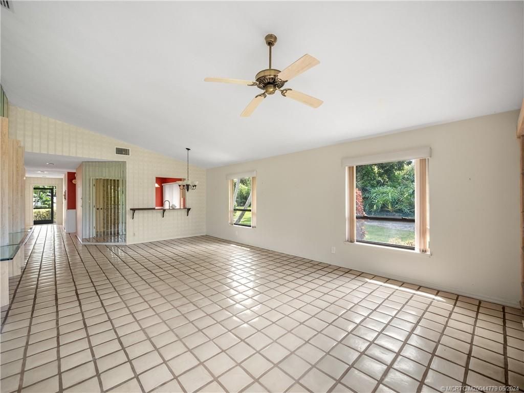 Photo of 6717 SE Yorktown Drive, Hobe Sound, FL 33455 (MLS # M20044779)