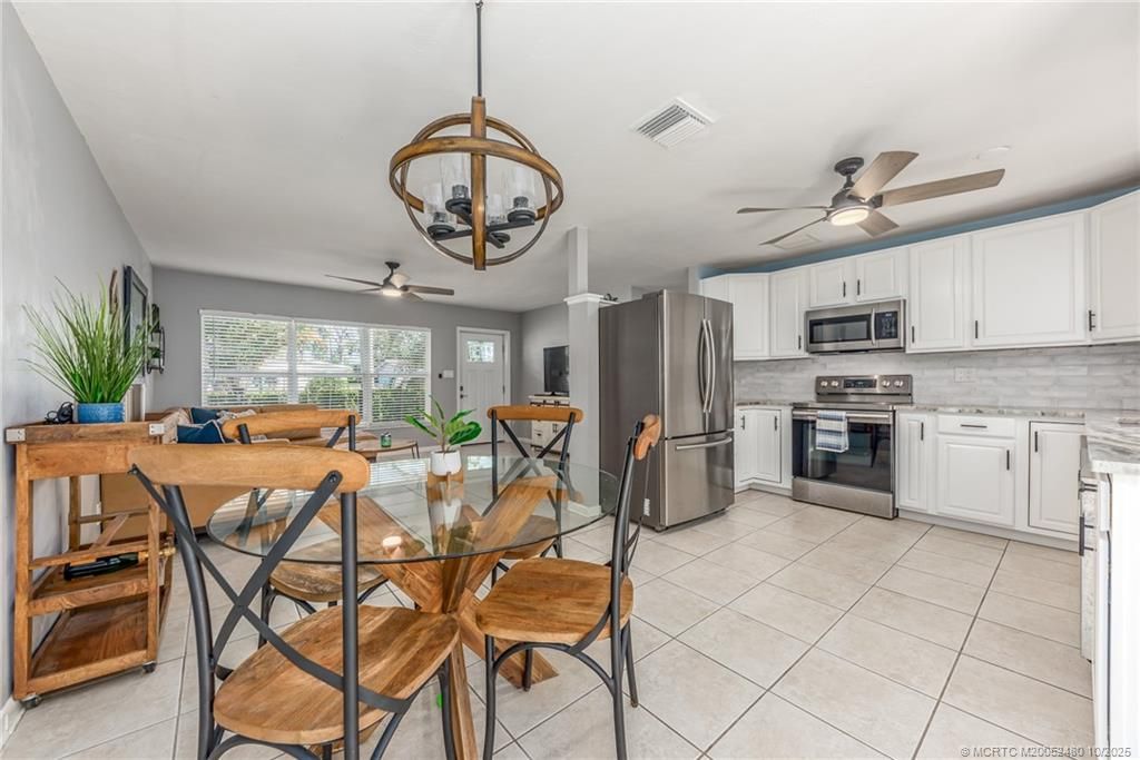 Photo of 3156 SE Mimosa Street, Stuart, FL 34997 (MLS # M20052480)