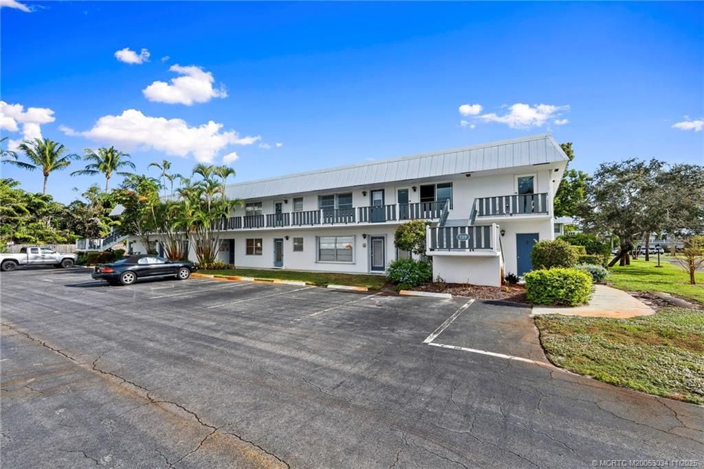 Photo of 2929 SE Ocean Boulevard #139-7, Stuart, FL 34996 (MLS # M20053034)