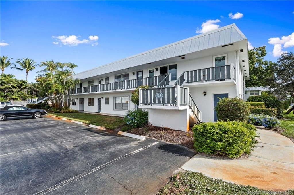 Photo of 2929 SE Ocean Boulevard #139-7, Stuart, FL 34996 (MLS # M20053034)