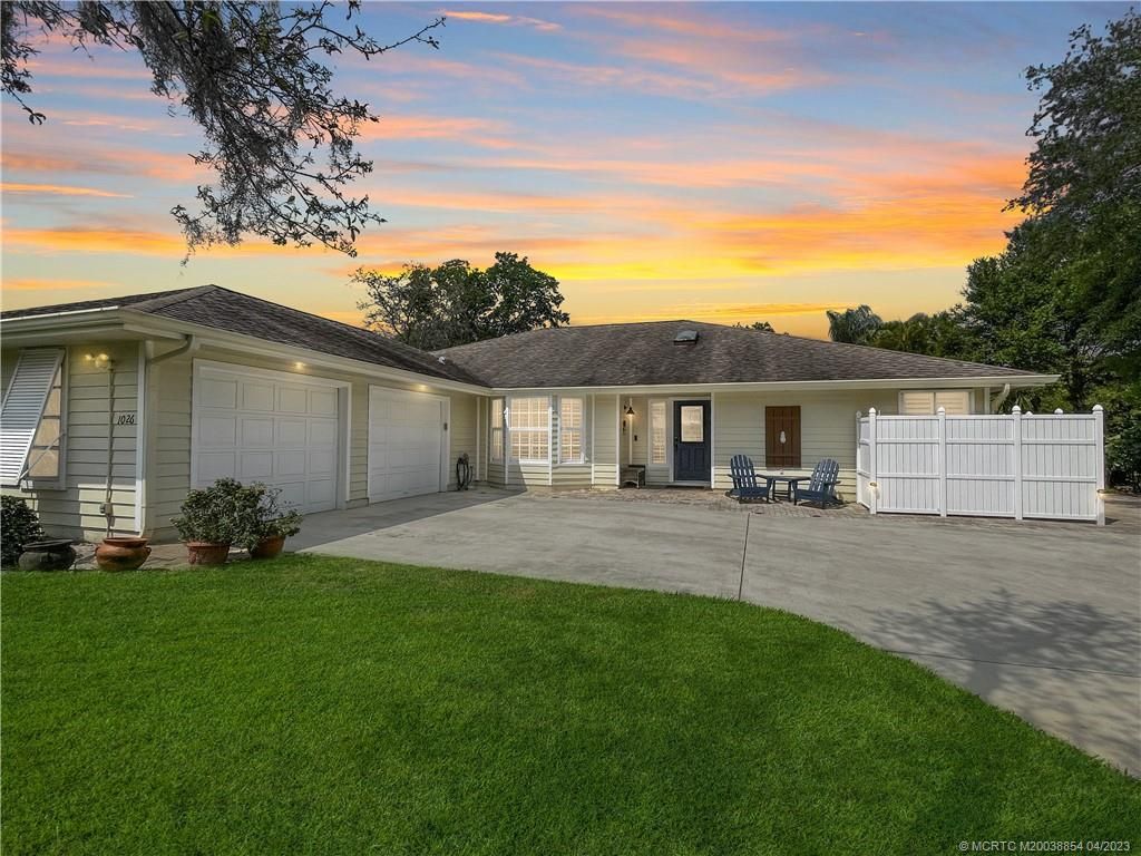 Photo of 1026 SW Magnolia Bluff Drive, Palm City, FL 34990 (MLS # M20038854)