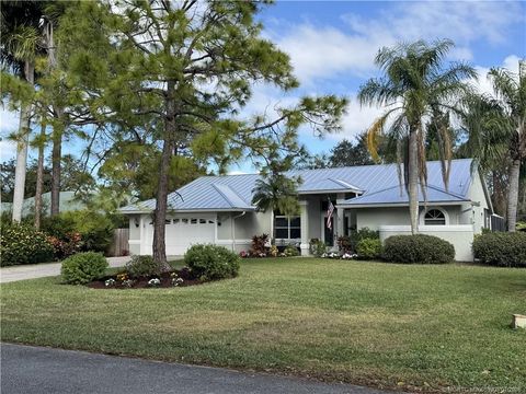 Photo of 5211 SW Landing Creek Drive, Palm City, FL 34990 (MLS # M20053903)