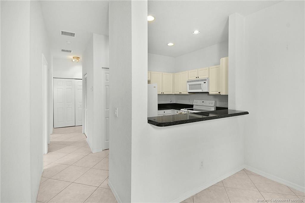 Stuart, Florida 34994, United States, 3 Bedrooms Bedrooms, ,2 BathroomsBathrooms,Residential,Coming Soon,107503