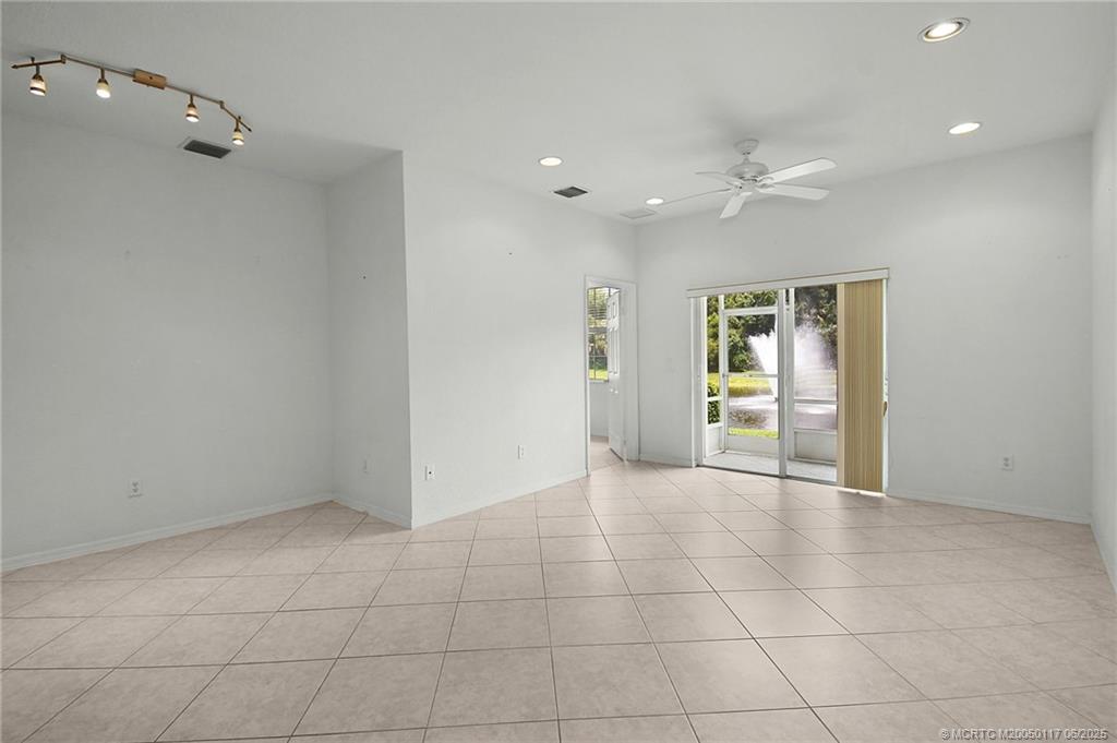 Stuart, Florida 34994, United States, 3 Bedrooms Bedrooms, ,2 BathroomsBathrooms,Residential,Coming Soon,107503