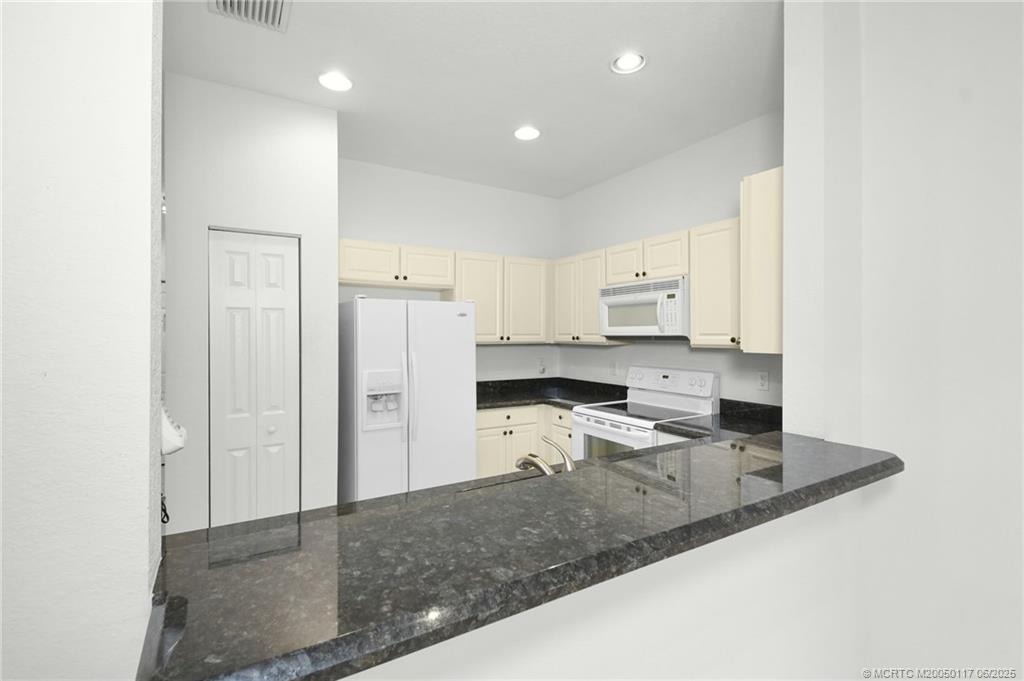 Stuart, Florida 34994, United States, 3 Bedrooms Bedrooms, ,2 BathroomsBathrooms,Residential,Coming Soon,107503