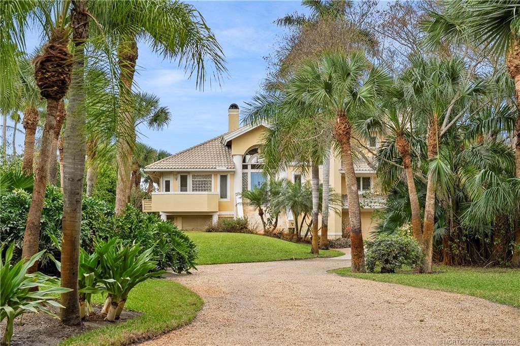 Photo of 68 S Sewalls Point Road, Stuart, FL 34996 (MLS # M20055095)
