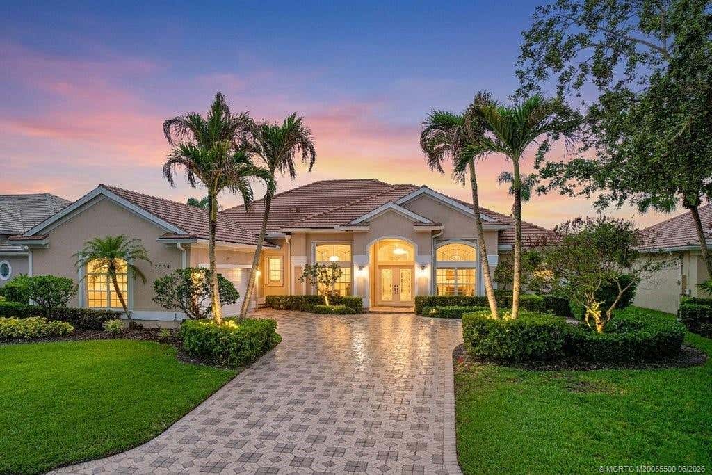 Photo of 2034 SW Bradford Place, Palm City, FL 34990 (MLS # M20055500)