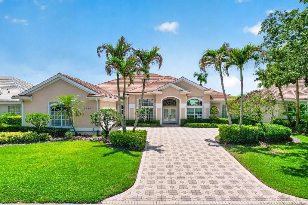 Photo of 2034 SW Bradford Place, Palm City, FL 34990 (MLS # M20055500)