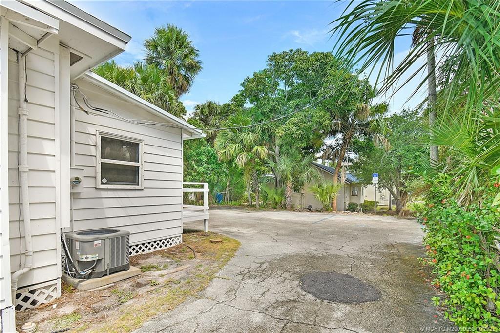 300 SE Detroit Avenue, Stuart, FL, 34994, US, ,Commercial,Active,300 SE Detroit Avenue,1667023