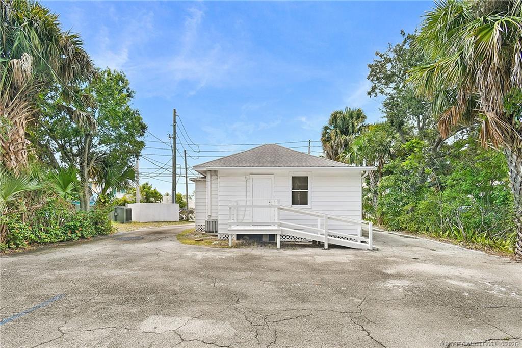 300 SE Detroit Avenue, Stuart, FL, 34994, US, ,Commercial,Active,300 SE Detroit Avenue,1667023