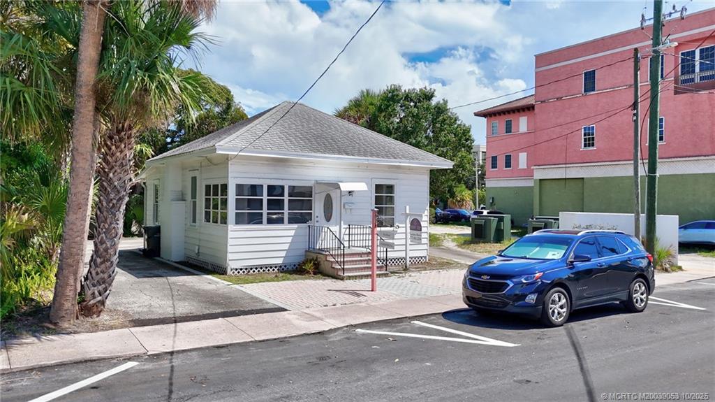 300 SE Detroit Avenue, Stuart, FL, 34994, US, ,Commercial,Active,300 SE Detroit Avenue,1667023