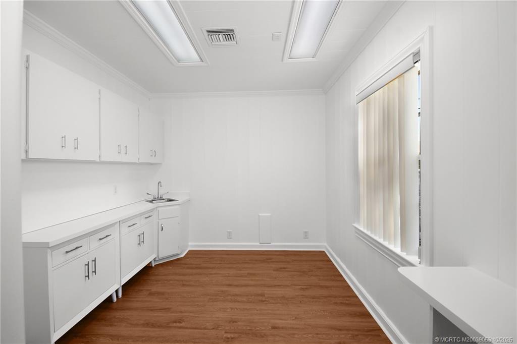 300 SE Detroit Avenue, Stuart, FL, 34994, US, ,Commercial,Active,300 SE Detroit Avenue,1667023