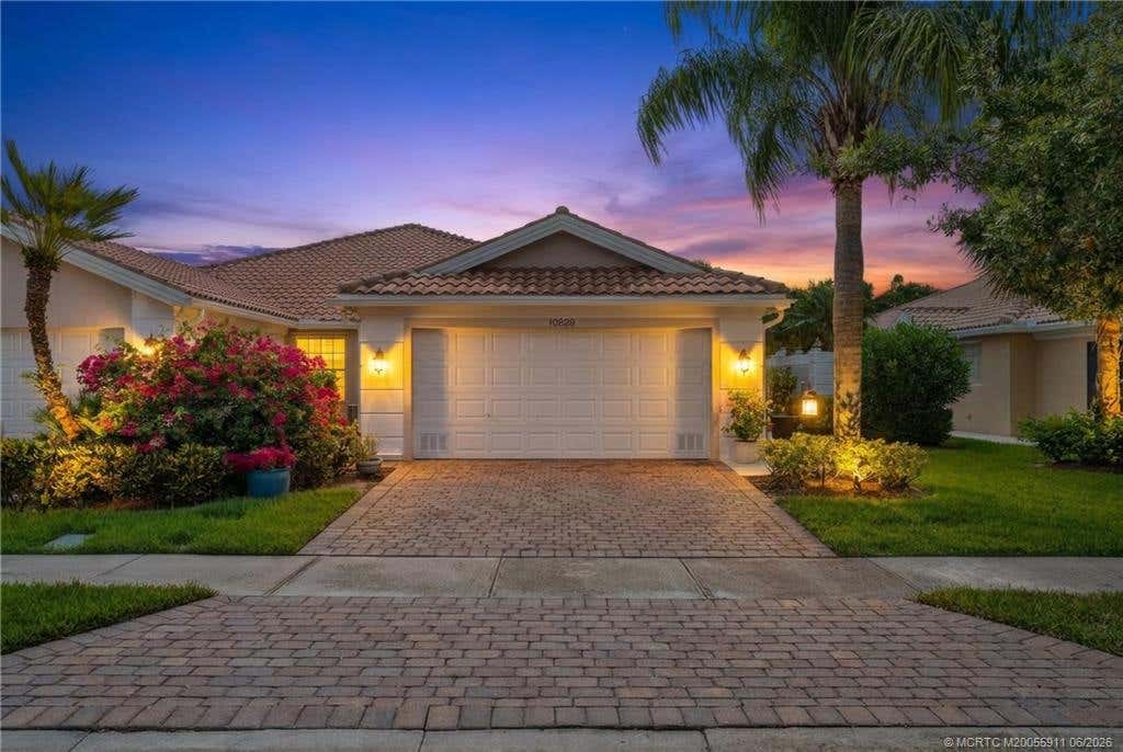 Photo of 10829 SW Dardanelle Drive, Port Saint Lucie, FL 34987 (MLS # M20055911)