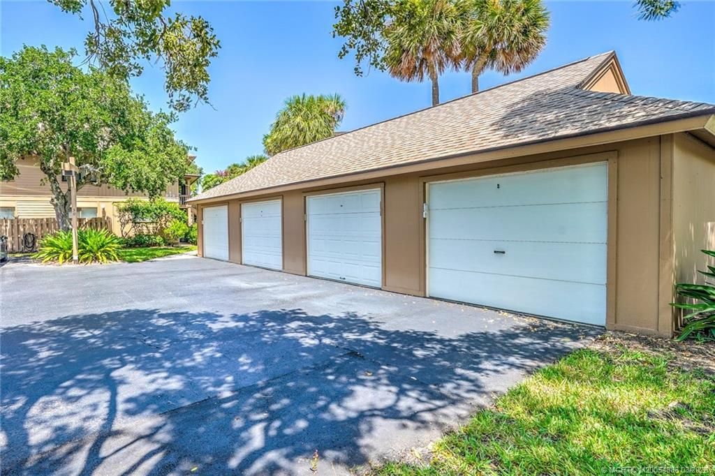 Photo of 271 NE Edgewater Drive #271, Stuart, FL 34996 (MLS # M20054886)