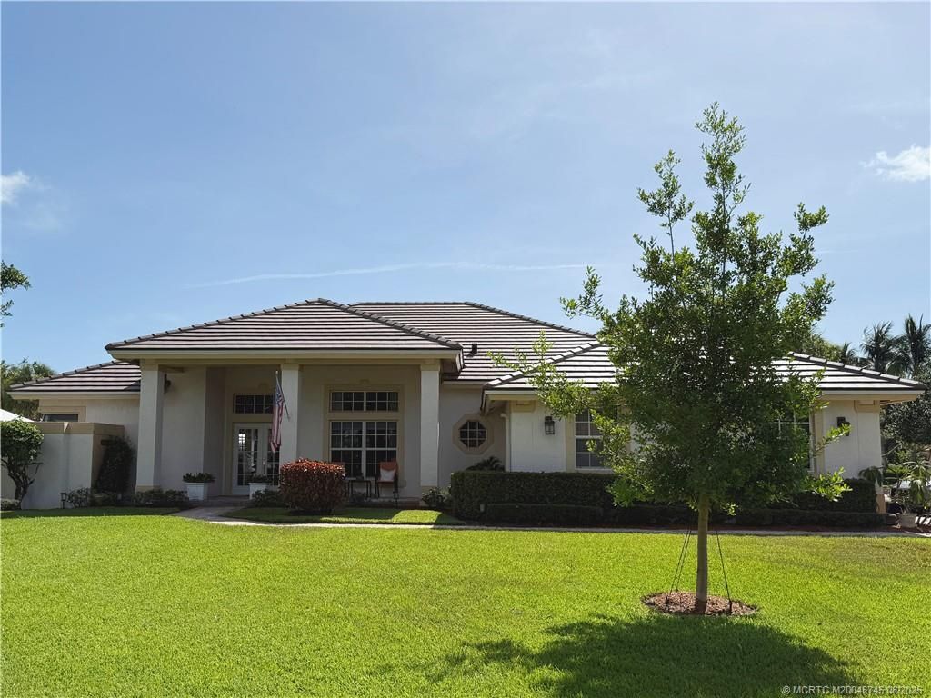 Photo of 7983 SE Osprey Street, Hobe Sound, FL 33455 (MLS # M20048745)