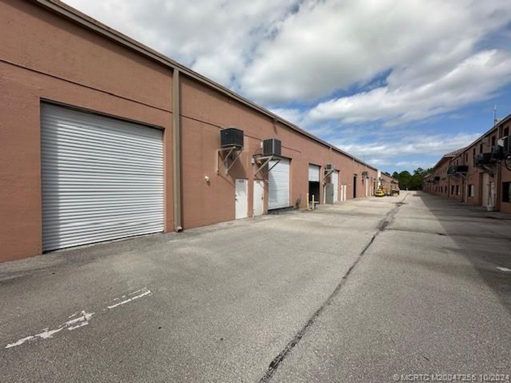 Photo of 4297 SW High Meadows Avenue, Palm City, FL 34990 (MLS # M20047256)