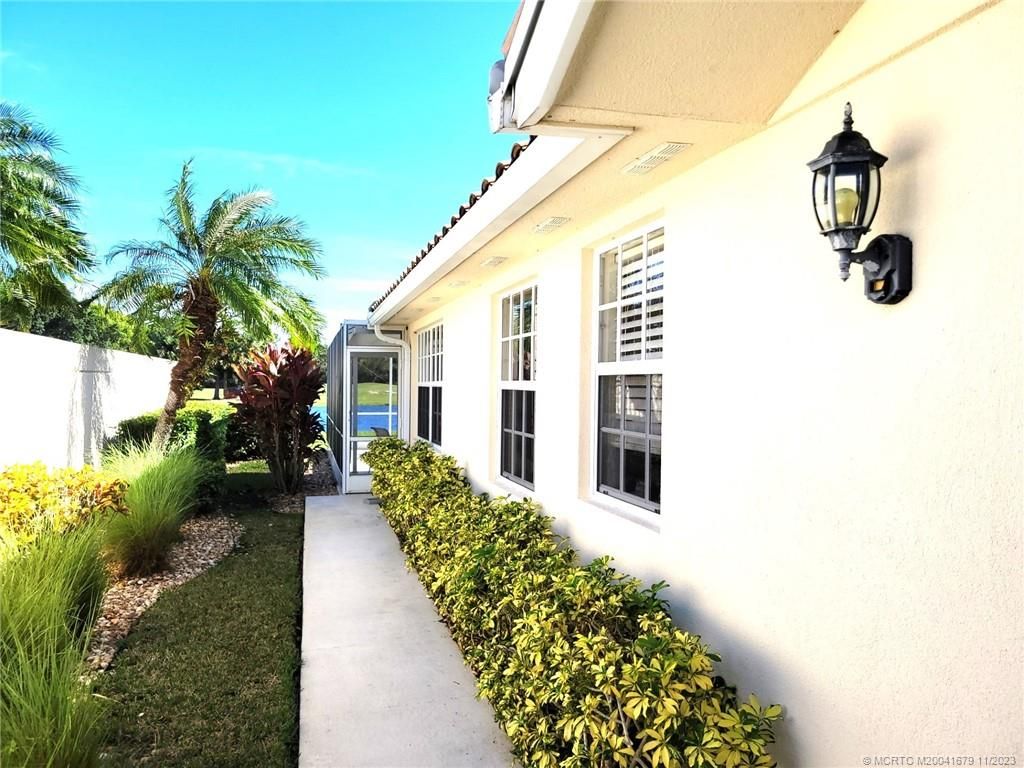 Photo of 7891 SE Spicewood Circle, Hobe Sound, FL 33455 (MLS # M20041679)