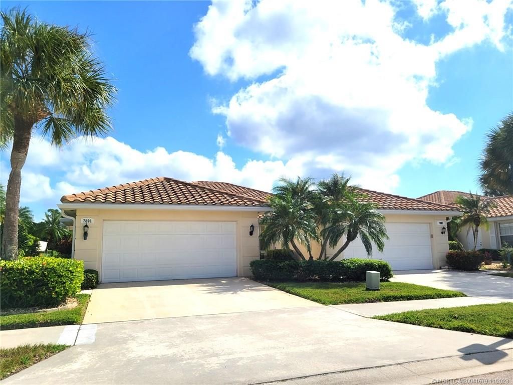 Photo of 7891 SE Spicewood Circle, Hobe Sound, FL 33455 (MLS # M20041679)