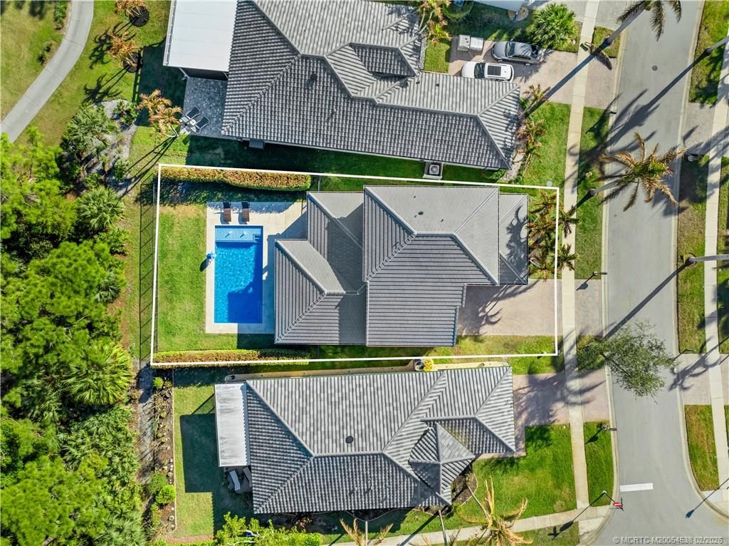 Photo of 6509 SE Broadmoor Lane, Stuart, FL 34997 (MLS # M20054538)