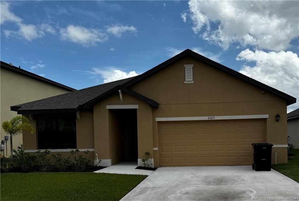 Photo of FL 34983 (MLS # M20045345)