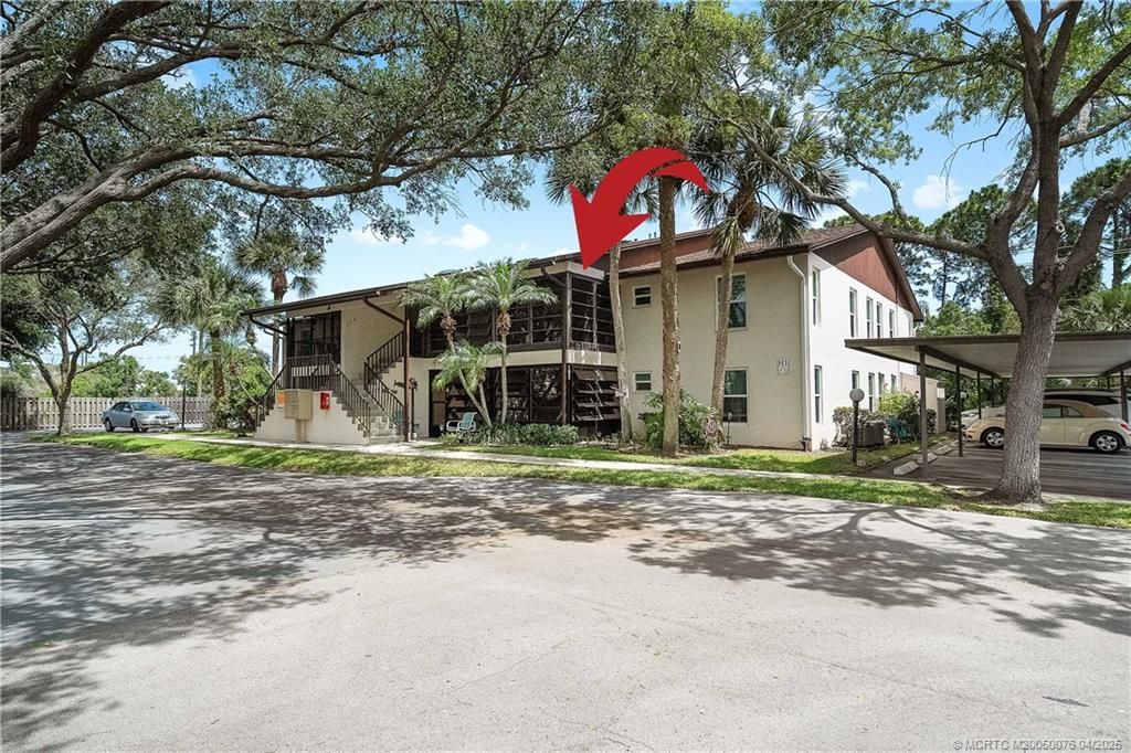 Photo of 6531 SE Federal Highway #H1-204, Stuart, FL 34997 (MLS # M20050076)