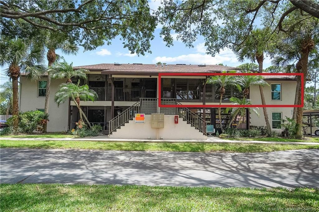 Photo of 6531 SE Federal Highway #H1-204, Stuart, FL 34997 (MLS # M20050076)