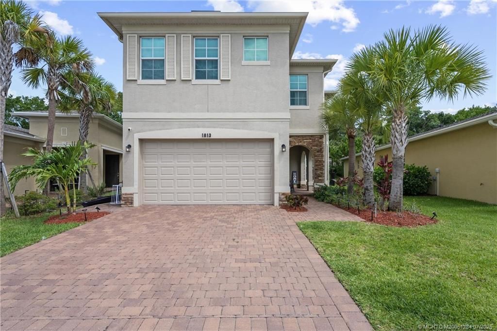Photo of 1813 NW Cataluna Circle, Port Saint Lucie, FL 34986 (MLS # M20051284)